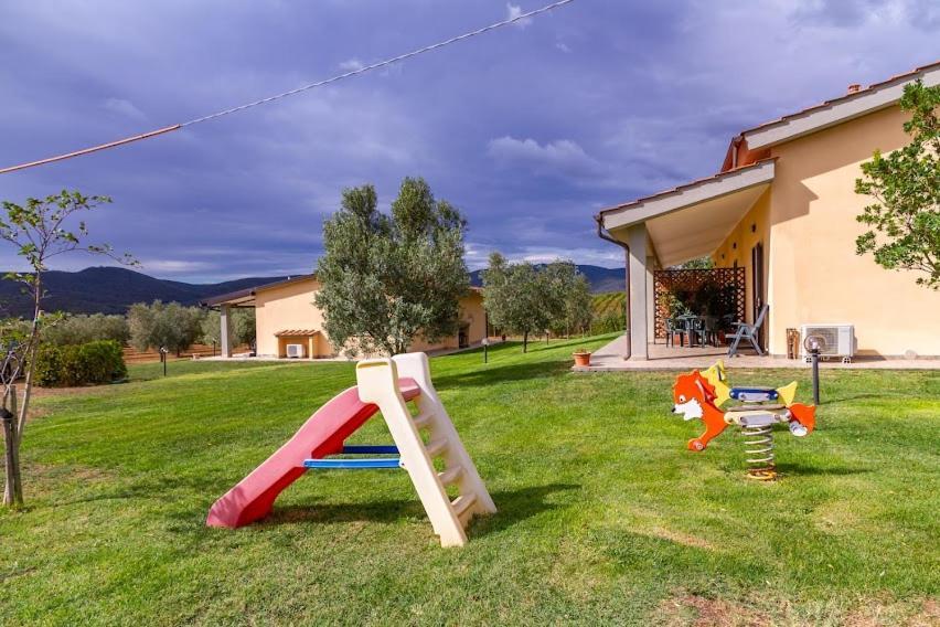 Agriturismo Severini Фонтебланда Екстер'єр фото