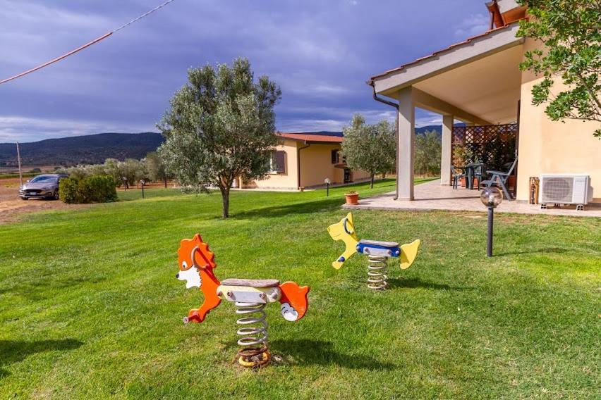 Agriturismo Severini Фонтебланда Екстер'єр фото