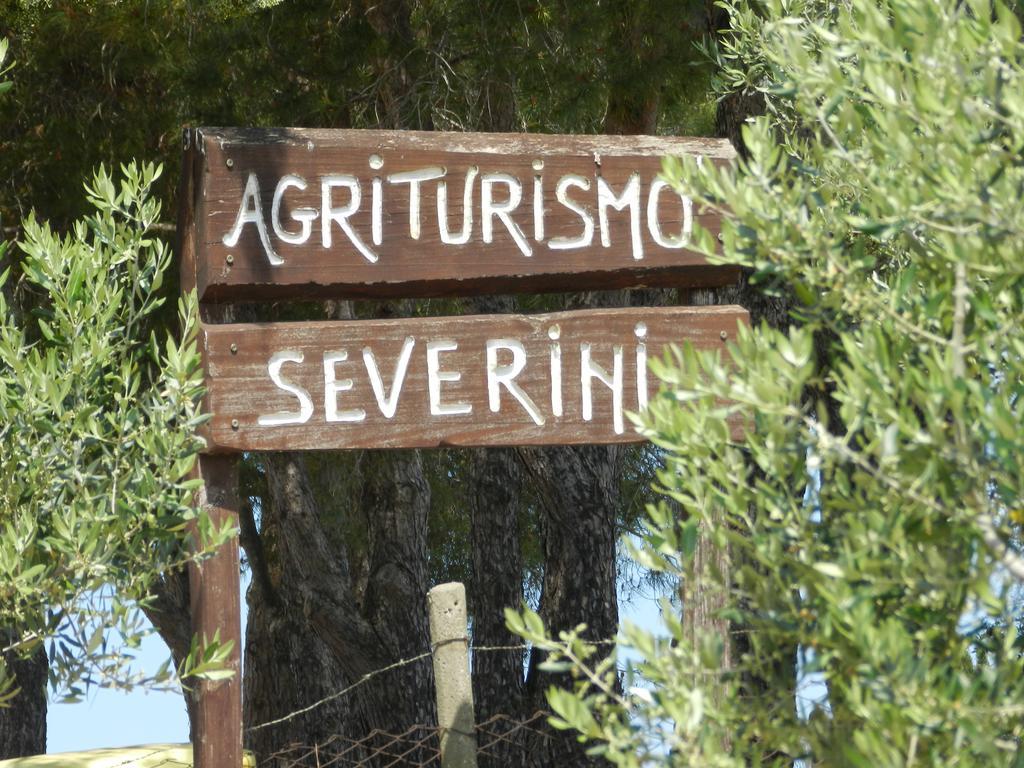 Agriturismo Severini Фонтебланда Екстер'єр фото
